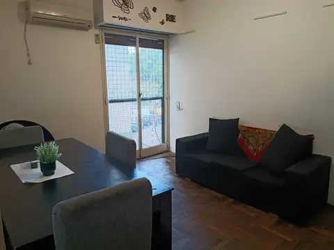 Departamento en Alquiler en Floresta, $ 760.000
