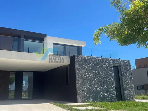 Casa  en Alquiler en Costas, Puertos, Escobar