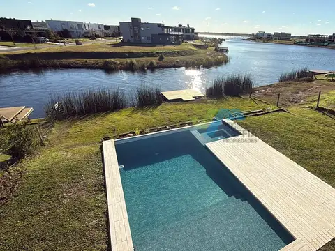 Casa  en Alquiler en Costas, Puertos, Escobar