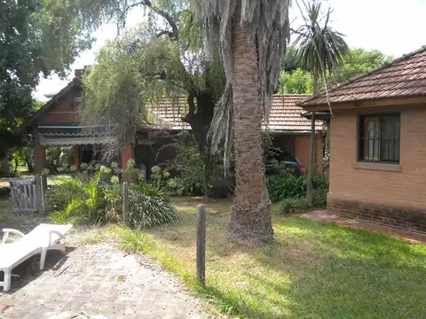 Casa en Venta con 6 cocheras