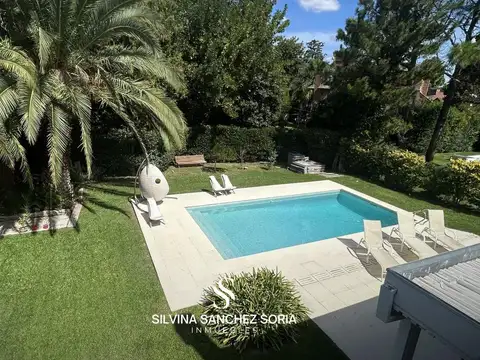 VENTA IMPORTANTE CASA 6 AMBIENTES EN LOS CARDALES COUNTRY CLUB