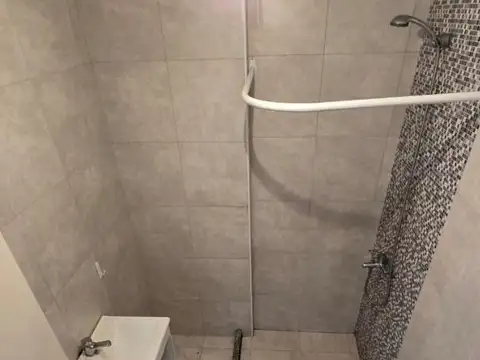 Departamento en Alquiler en Wilde, $ 430.000