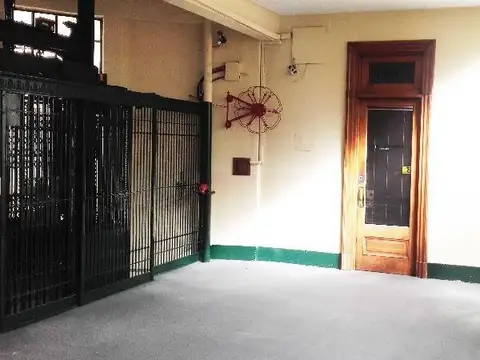 Oficina en Alquiler 100 años