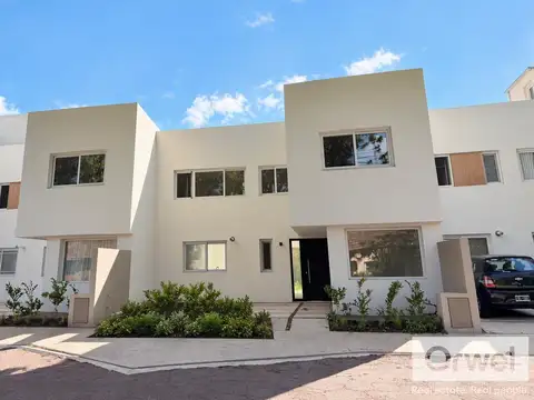 Venta Casa 5 Ambientes San Isidro a Estrenar. Impecable Construcción