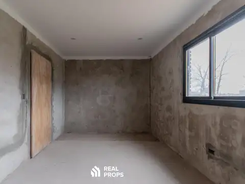 Terreno en venta en Mercedes- Construcción avanzada
