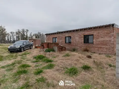 Venta de terreno con construcción avanzada ruta 5 km84 al 100