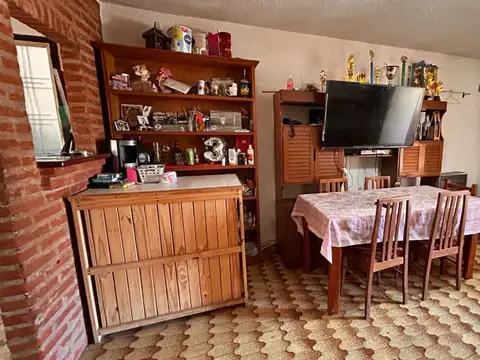 Casa en Venta con 1 cochera