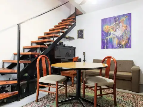 Depto Tipo Casa en Venta de 2 ambientes