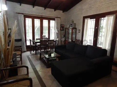 Casa en Venta en City Bell, USD 180.000