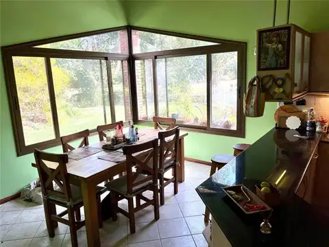 Casa en Alquiler Temporal con 2 cocheras