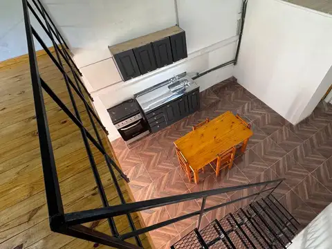 Depto Tipo Casa en Alquiler en Luis Guillon, $ 600.000