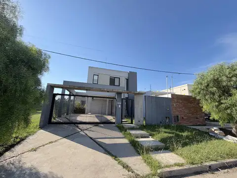 488 e/ 133 y 134 al 3800