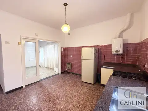Casa en Alquiler con 1 cochera