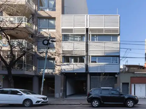 Alquiler Edificio de Oficinas En Block - Impecable estado - Listo para ocupar