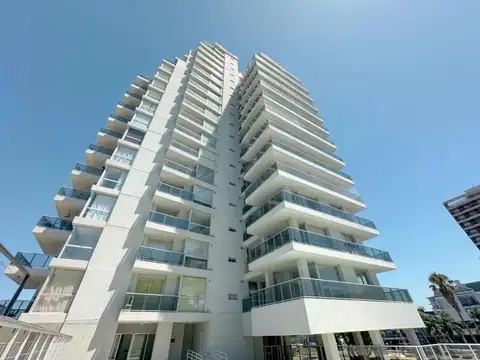 Cochera en venta en Torre Boreal posesion inmediata
