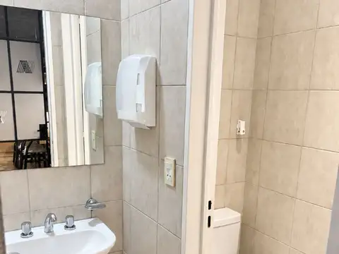 Avenida Álvarez Thomas 100