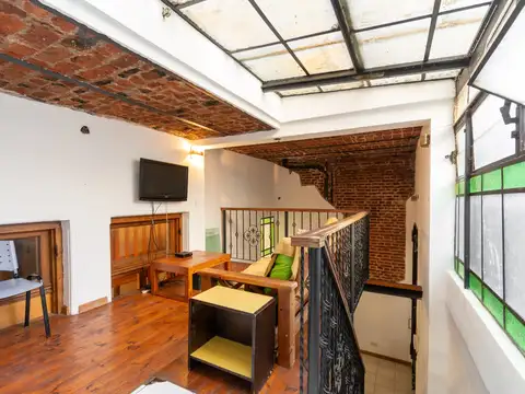 Depto Tipo Casa en Venta 70 años