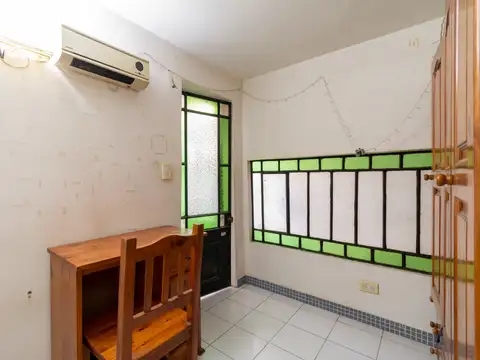 Depto Tipo Casa 6 ambientes con 2 baños