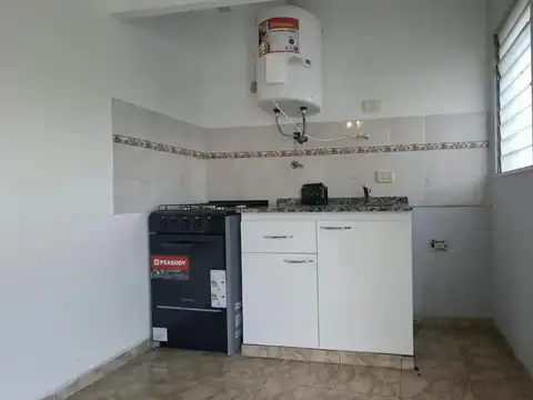 Departamento en Alquiler en Santos Lugares, $ 500.000