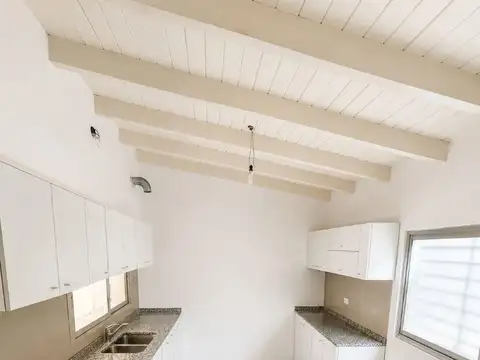 Casa en Venta en Alberdi, USD 95.000