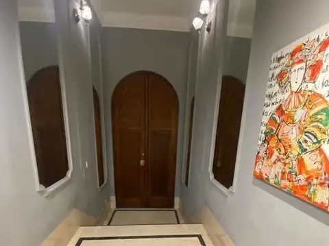 LOCAL Y EDIFICIO CON GRAN LUMINOSIDAD Y ASCENSOR
