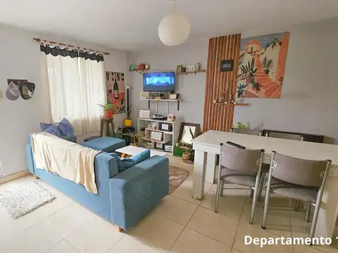 Complejo de 3 viviendas en venta en Berisso