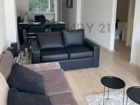Monoambiente de categoria en venta en La Plata