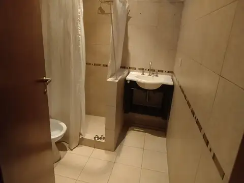 Depto Tipo Casa en Alquiler al Este