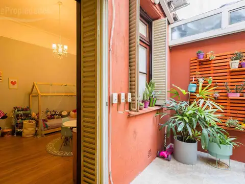 Depto Tipo Casa 3 ambientes con 2 baños