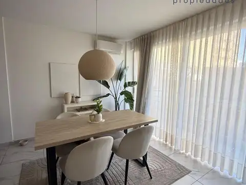 Profesor Agustín Rogelio Vidal 3300, Piso 1