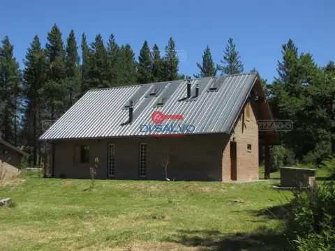 Chacra de 8300 mts sobre ruta 40 Las Golondrinas Lago Puelo