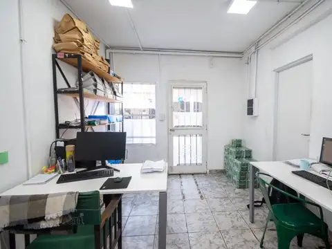 Local en Venta 49 años
