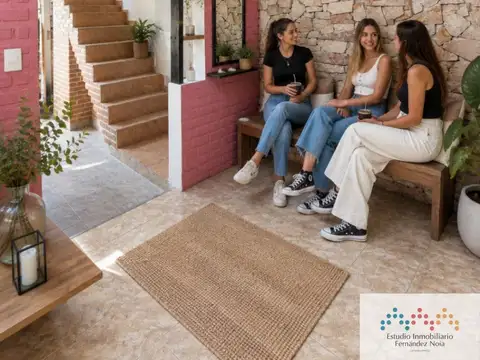 Casa 4 ambientes con 2 baños