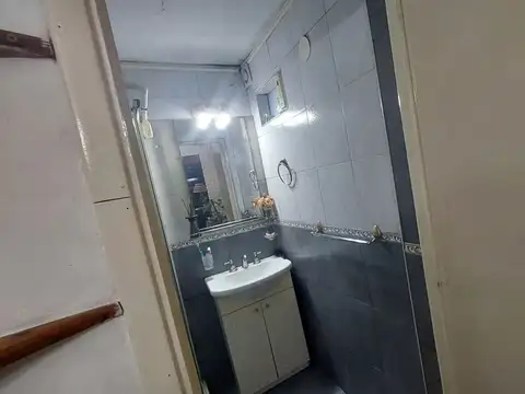 Depto Tipo Casa en Venta de 5 ambientes