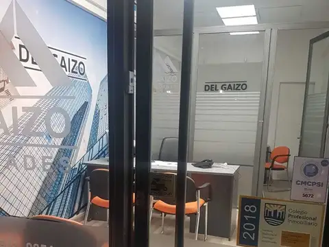 Local en Alquiler en Olivos, $ 900.000