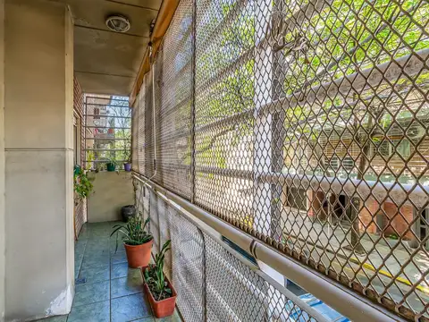 Departamento 4 ambientes con 2 baños