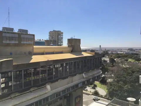 AGUERO 2465. Entre Las heras, av. y Del libertador, avda.