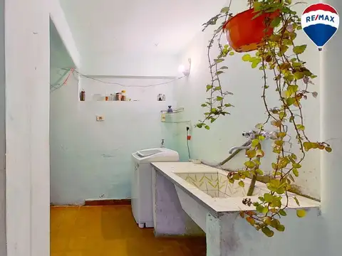 Depto Tipo Casa en Venta 42 años