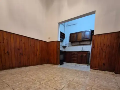 Depto Tipo Casa en Venta 50 años