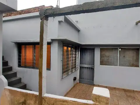 Alquiler de casa 4 ambientes Moron
