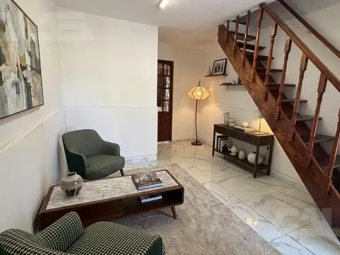 Depto Tipo Casa en Alquiler de 3 ambientes