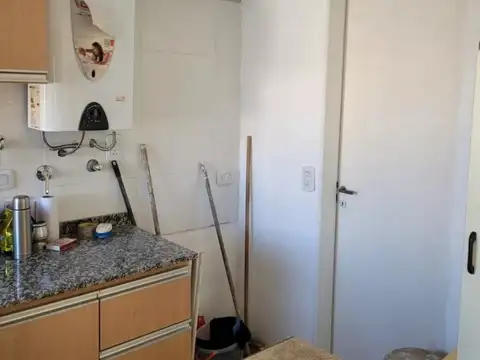 Semipiso 3 amb c balcon frente,apto credito. Excelente ubicacion: 20 de Septiembre 2989, Lanus Oeste