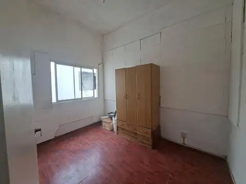 Depto Tipo Casa en Venta en Flores, USD 56.000