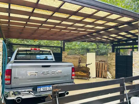 Imponente casa en  Adrogue