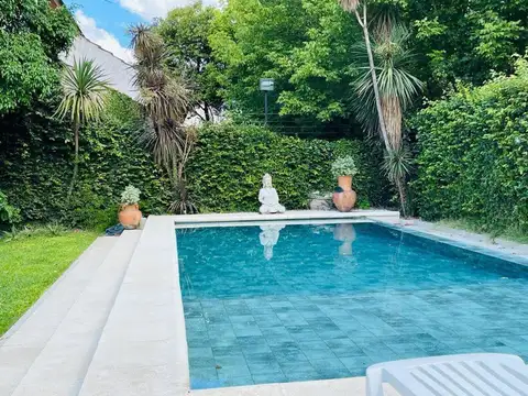 Casa 7 ambientes con 3 baños