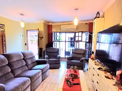 Depto Tipo Casa en Venta de 3 dormitorios