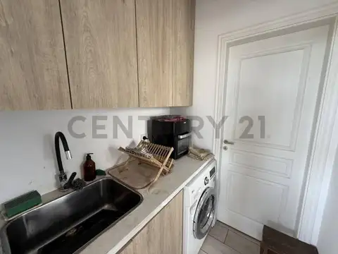 OPORTUNIDAD! Alquiler hermosa casa en Puertos del Lago. Escobar