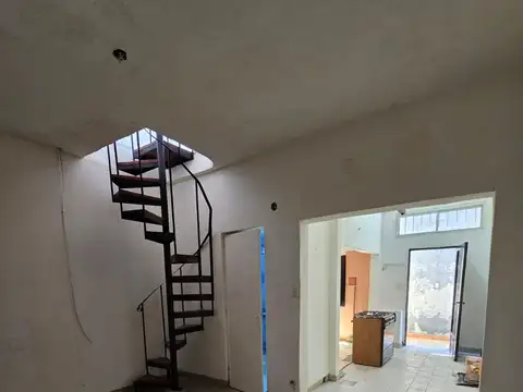 Depto Tipo Casa en Alquiler en Ciudadela, $ 350.000