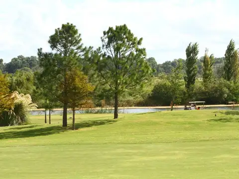 Venta terreno Carmelo Golf excelente orientación