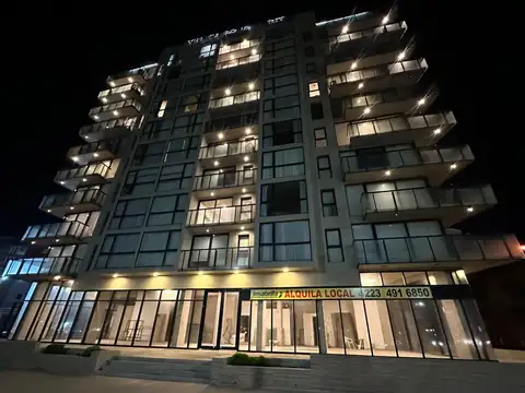 Local en Alquiler en Centro, $ 8.400.000